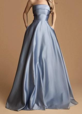 Plesové/společenské šaty, m