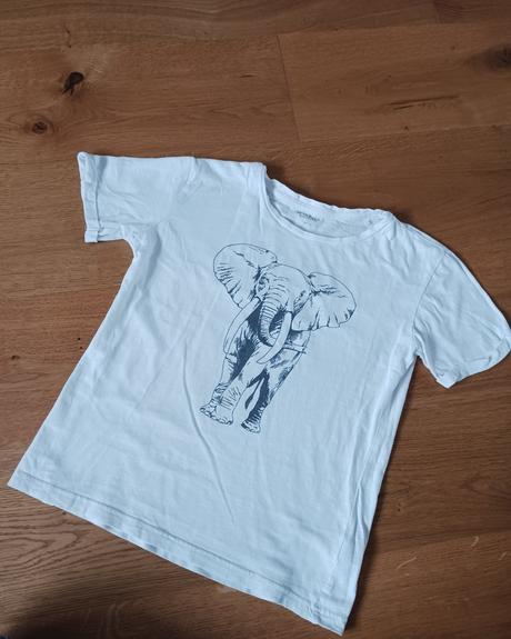 Triko reserved č.146, reserved,146