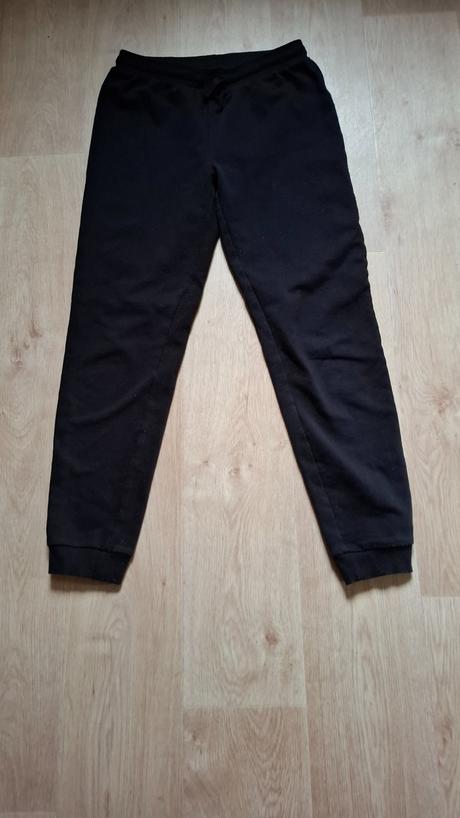 5x tepláky i jednotlivě slabší, 158