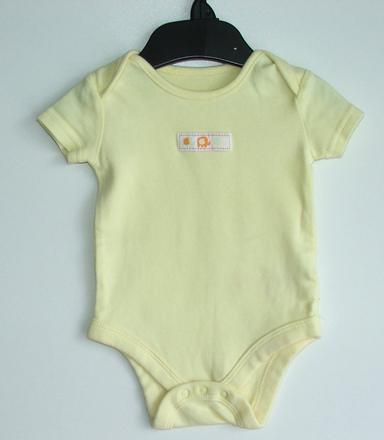 C172 žluté body vel. 62, tu,62