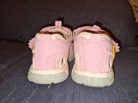 Letní dívčí sandálky tweety vel. 26, 26