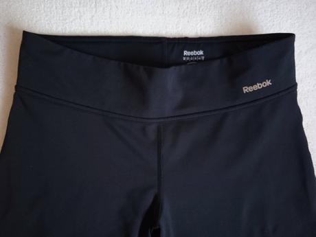 Dámské sportovní 3/4 kraťasy reebok m 38, reebok,m