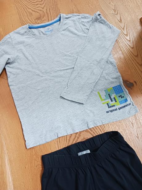 Pyžamko č.146/152, 146