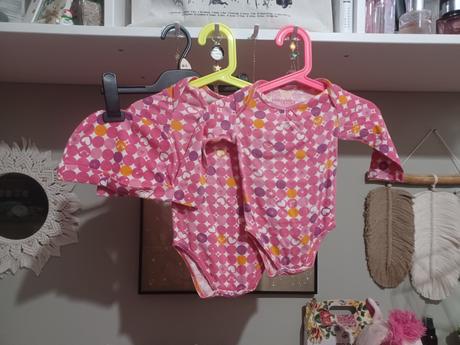 2krát puntíkaté body roxy + čepice roxy, roxy,80