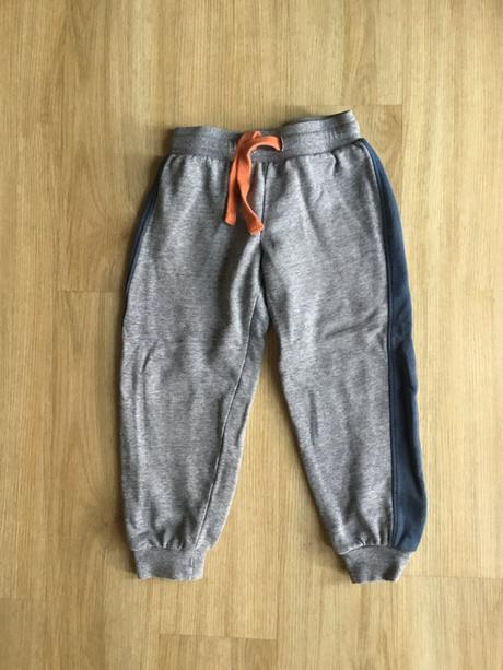 Tepláky, primigi,116