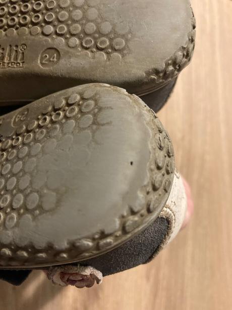 Celoroční filii na donošení, filii,24