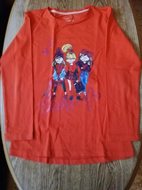 Triko dívčí vel. 146, zn. wolf., wolf,146