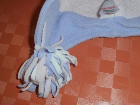 Čepička z fleesu, disney,80