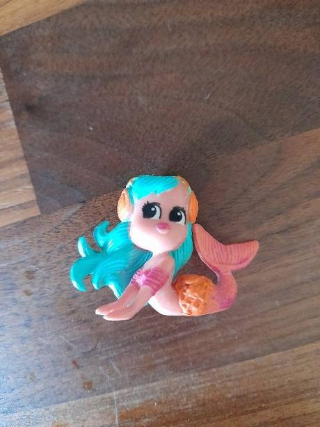 Gumová víla do vody, mění trošku barvu, 