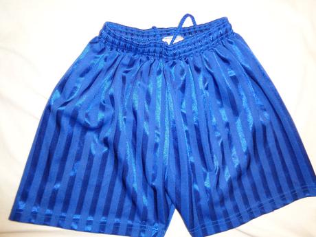 Krásné lesklé pruhované modré dresíkové šortky, 128