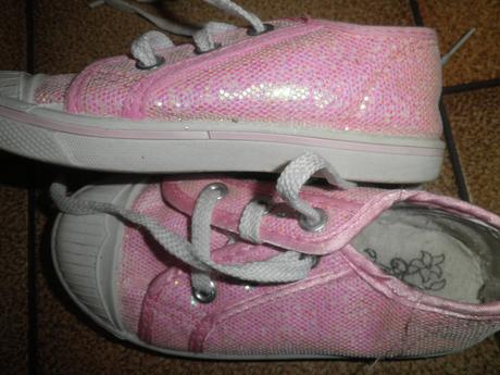 Tenisky s flitry, girl2girl,27