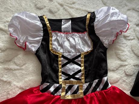 An11/ kostým pirátka s kloboukem- v.5/6 let, 