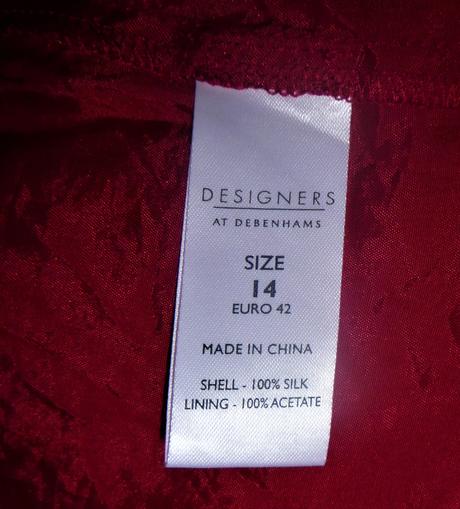 Asymetrické šaty malinové-jemně zdobené - vel.m, m