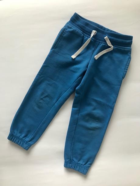 Modré tepláčky, 92