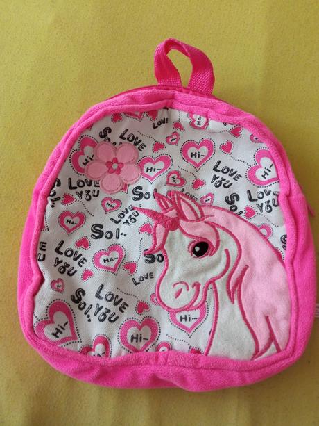 Baťůžek s koníkem., 