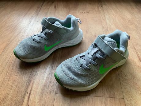 Tenisky nike velikost 29,5, nike,29