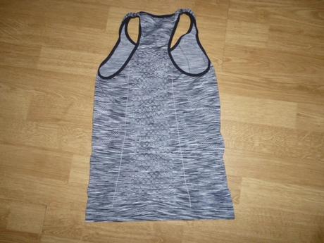 Sportovní tílko vel.s-m pro maminy, s