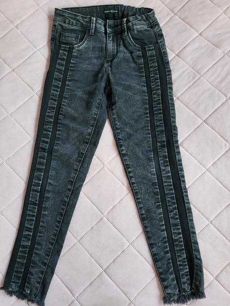 2_kalhoty reserved vel 140, reserved,140