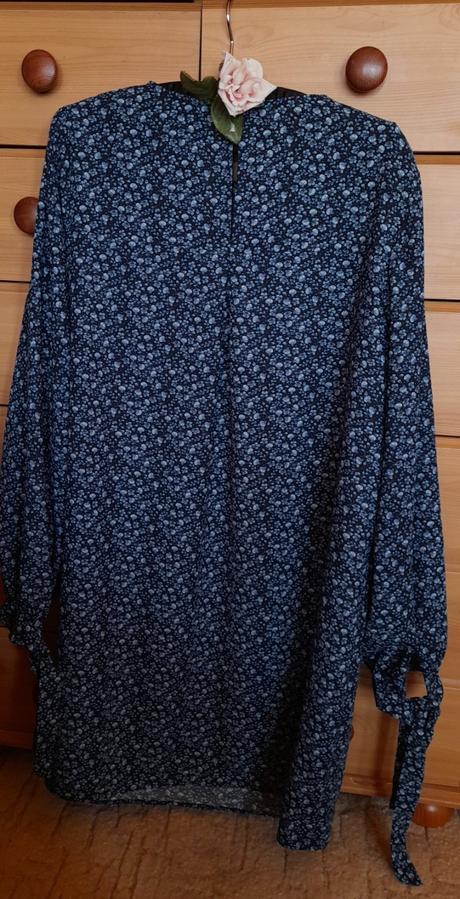 H&m elegantní květované šaty s dlouhým rukávem, h&m,40