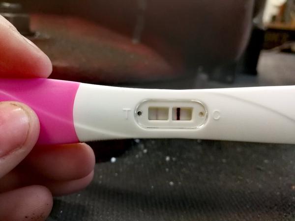 Těhotenský test - duch