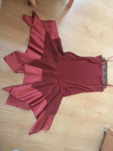 Společenské šaty, s