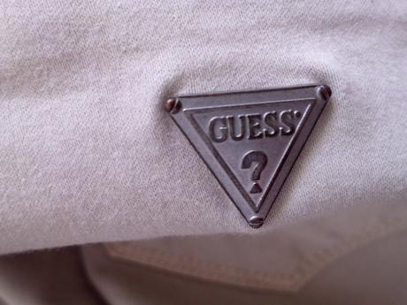 Béžové 26, guess,s