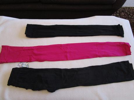 3x silonkové legíny, vel. 34-36. 1x zpevňující, 34