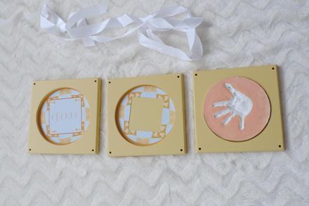 Set 3 ramecku na fotky a otisk ruky ditete,