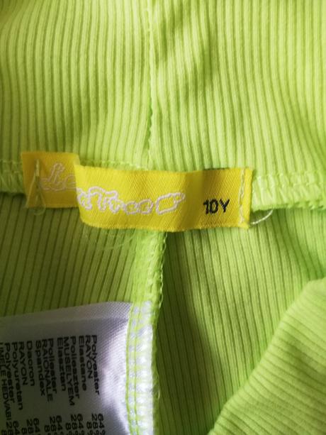 Šortky sportovní, vel. 10 let., 140
