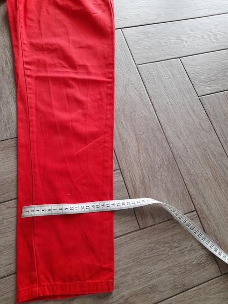 Červené riflovinové "mrkváče", zn. gate, vel.36, gate,36