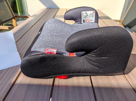 Podsedák autosedačka, 