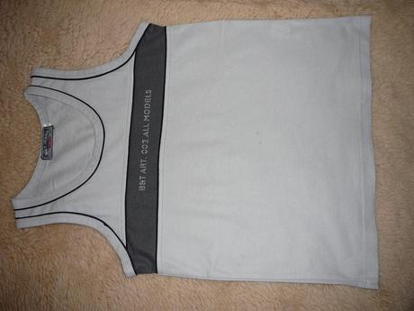 Tričko bez rukávu, 134