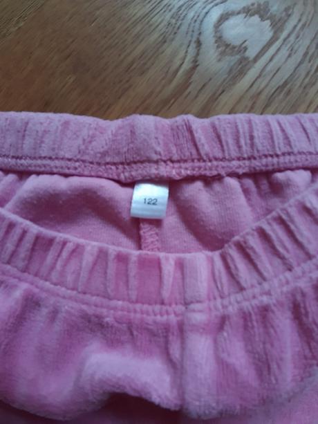 Tepláčky č.122, 122