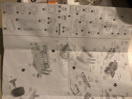 Kovova hracka - retro, 