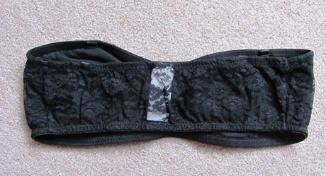 Černá krajková podprsenka, s