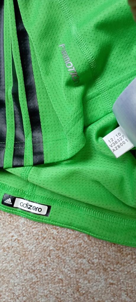 Tílko zn."adidas" vel."m" oblékne i větší vel, adidas,m