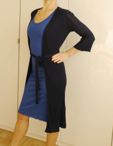 Tmave modry dlouhy svetrik s paskem a 3/4 rukavem, orsay,xs