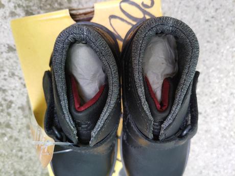 Nenošené dětské kožené boty dr. martens vel. 27, 27