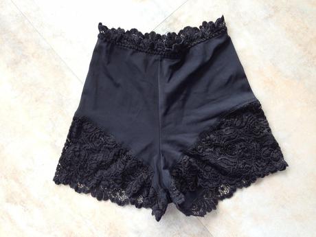Krajkové nohavičkové kalhotky zn. lormar vel. 2, lormar,s
