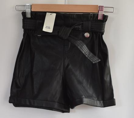 Kraťasy vel. 10 let, river island,140