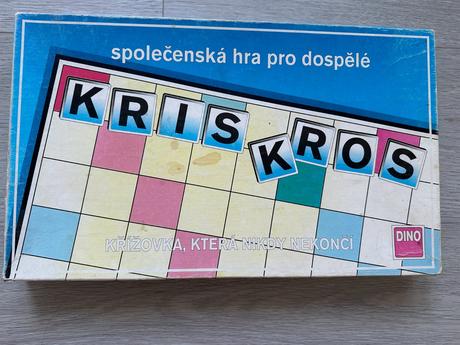 Společenská hra kris kros,