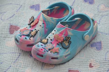 Růžovomodré nazouváky zdobené, 30