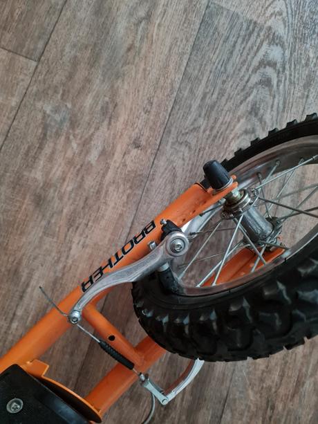 Koloběžka brother,