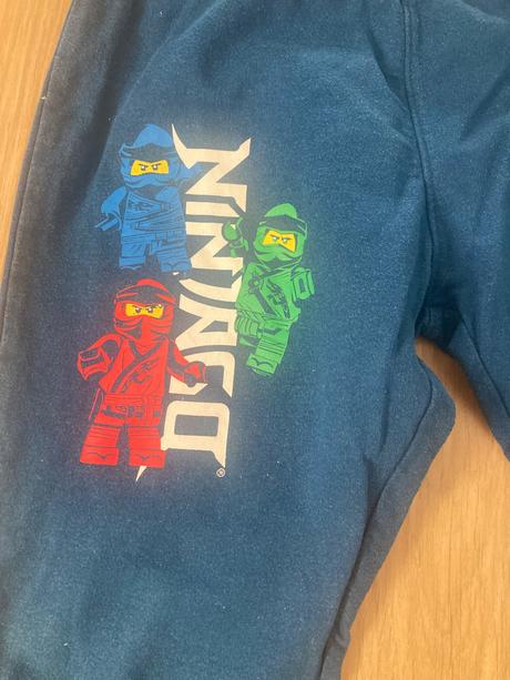 Chlapecké tepláky, lego,134