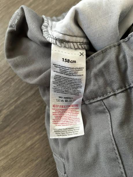 Prodám šedé dlouhé kalhoty destination vel. 158. d, 158