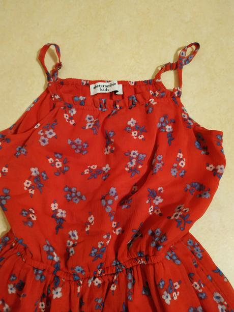 Šatičky vel.122-128, 122