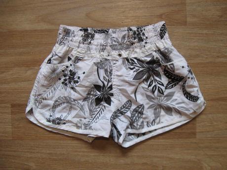 Kraťasy, madonna,s