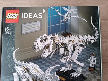Lego ideas 21320 dinosauří fosilie, 