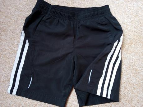 Šortky zn."adidas" vel."104", adidas,104