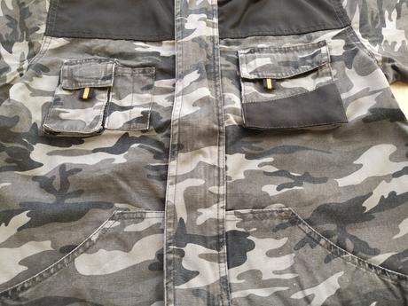 Maskáčová bunda, 152